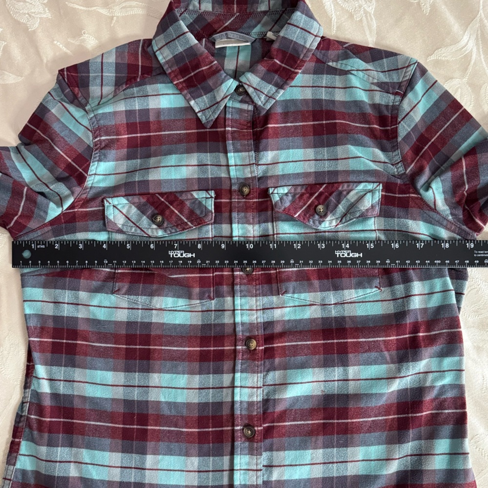 LL Bean Plaid  Button Up Womens Shirt - Picture 6 of 11